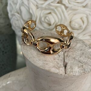 Gold link cuff bracelet with 3 interchangeable twilly scarf set